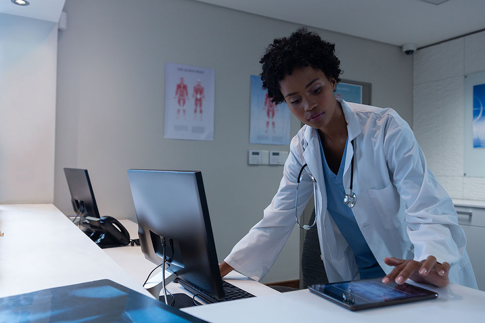 Transform healthcare delivery with IT infrastructure that just works
