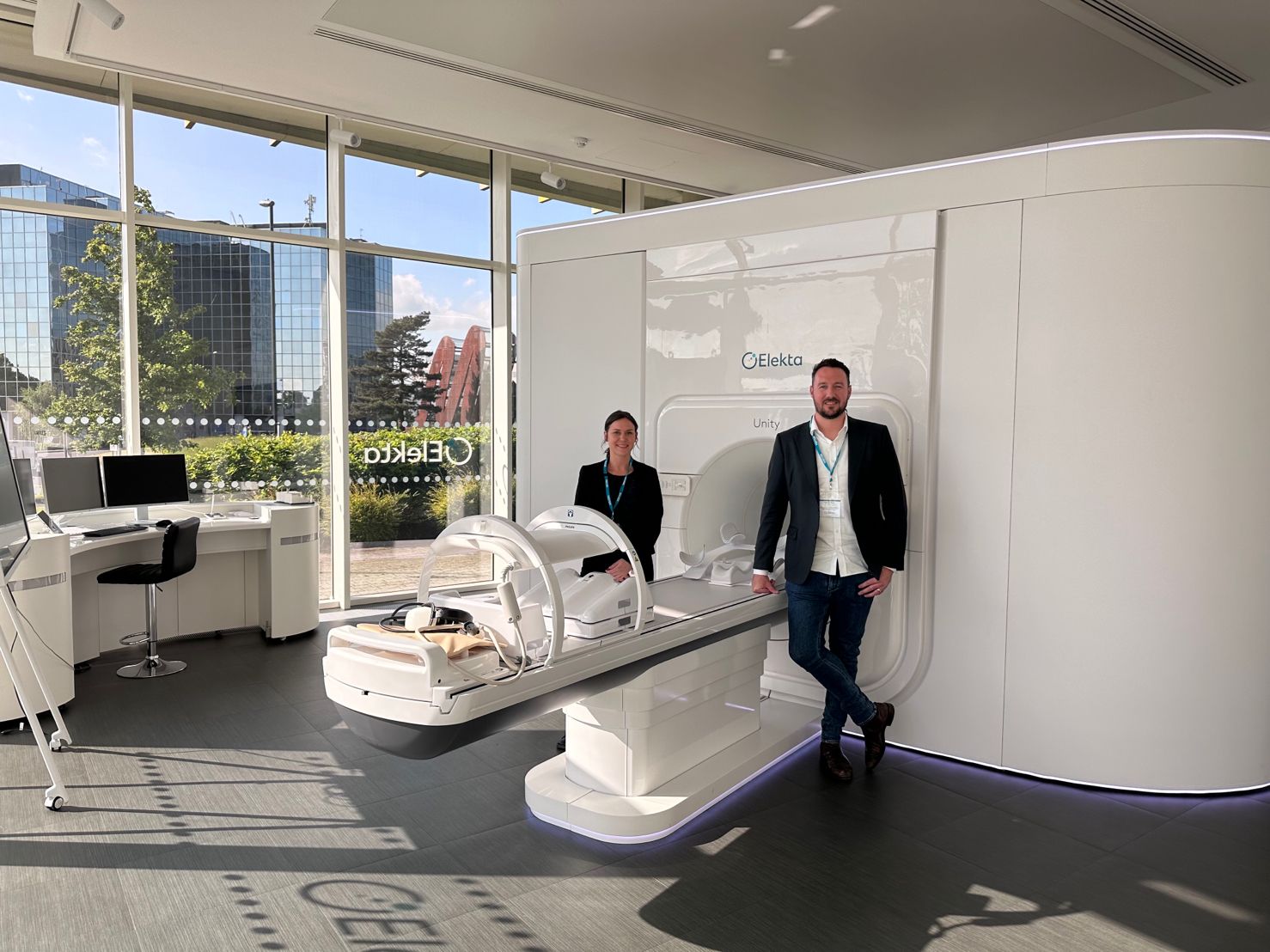 Helping a healthcare organisation deliver cancer care technology via the cloud